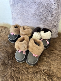 Baby Hausschuhe Hüttenschuhe gefüttert
