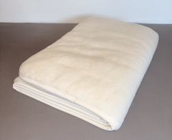 Lammfelldecke Schurwolldecke wollweiß