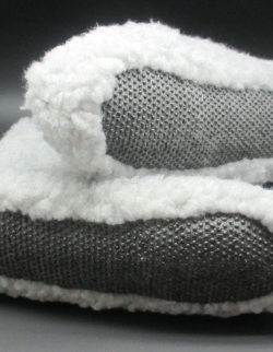 Hausschuhe Hüttenschuhe Lammfell Schaffell hellgrau