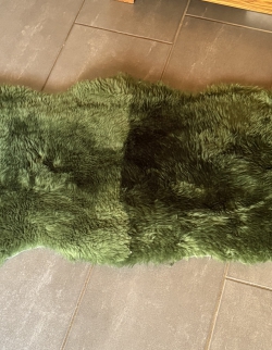 Natur Merino Schaffellteppich Läufer olivgrün