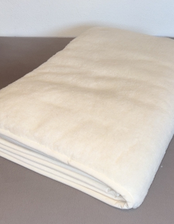 Lammfelldecke Schurwolldecke wollweiß